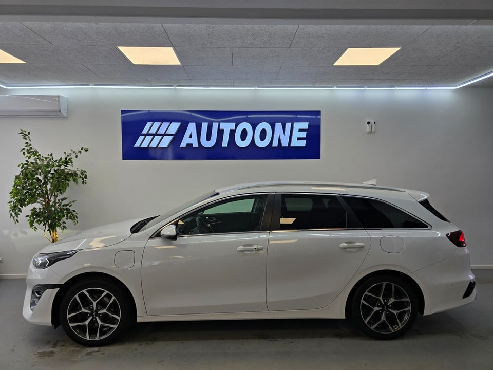 Kia Ceed 1,6 PHEV Upgrade SW DCT 5d