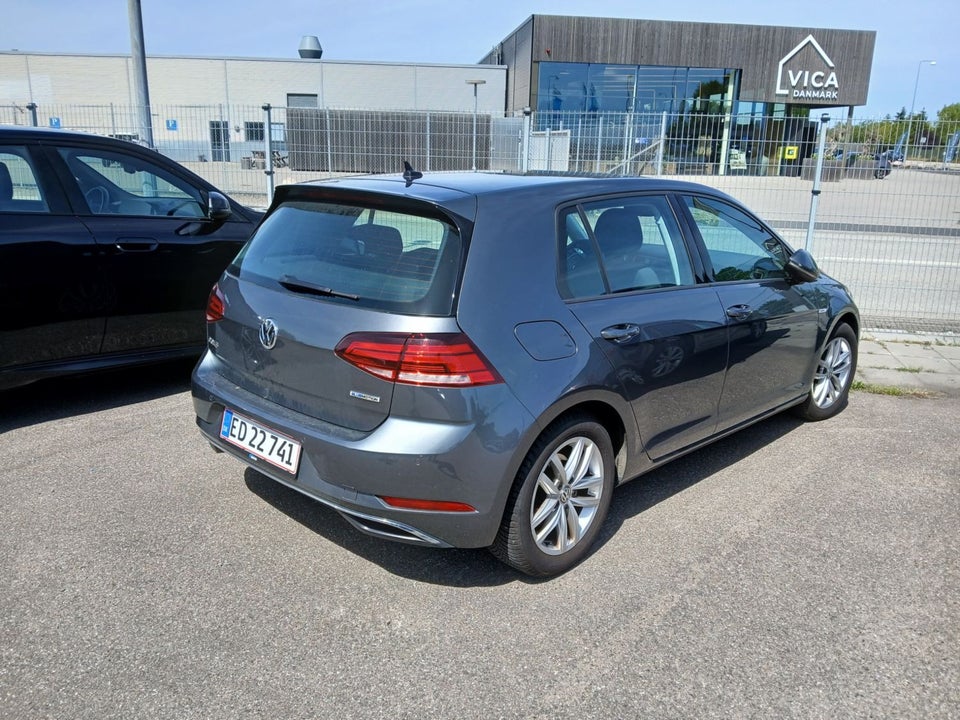 VW Golf VII 1,5 TSi 130 Comfortline DSG 5d