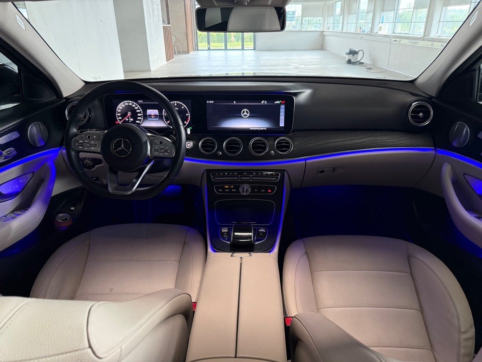 Mercedes E220 d 2,0 AMG Line aut. 4d