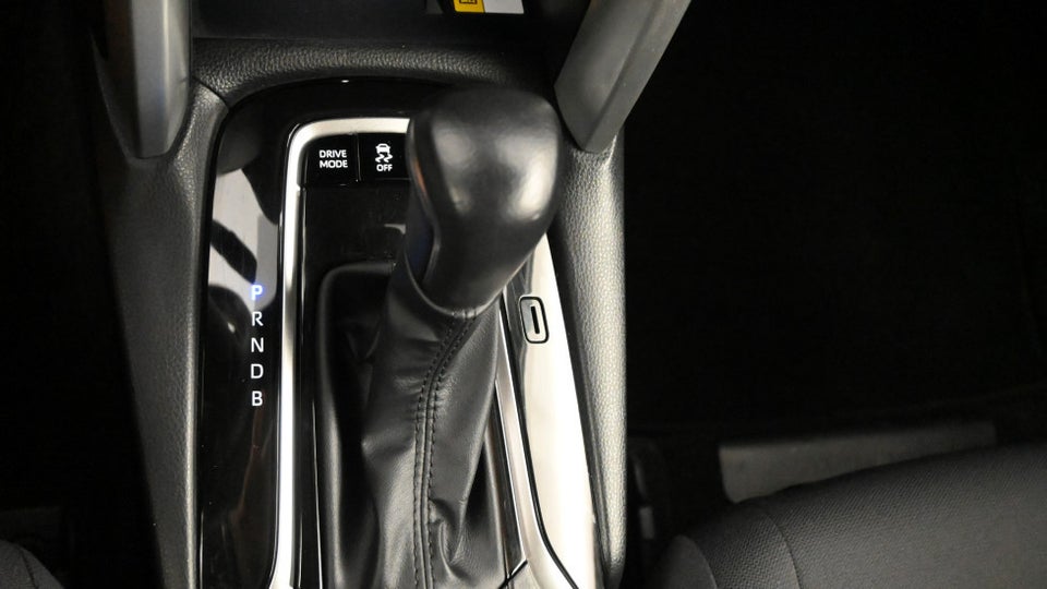 Toyota Corolla Cross 2,0 Hybrid Style CVT 5d