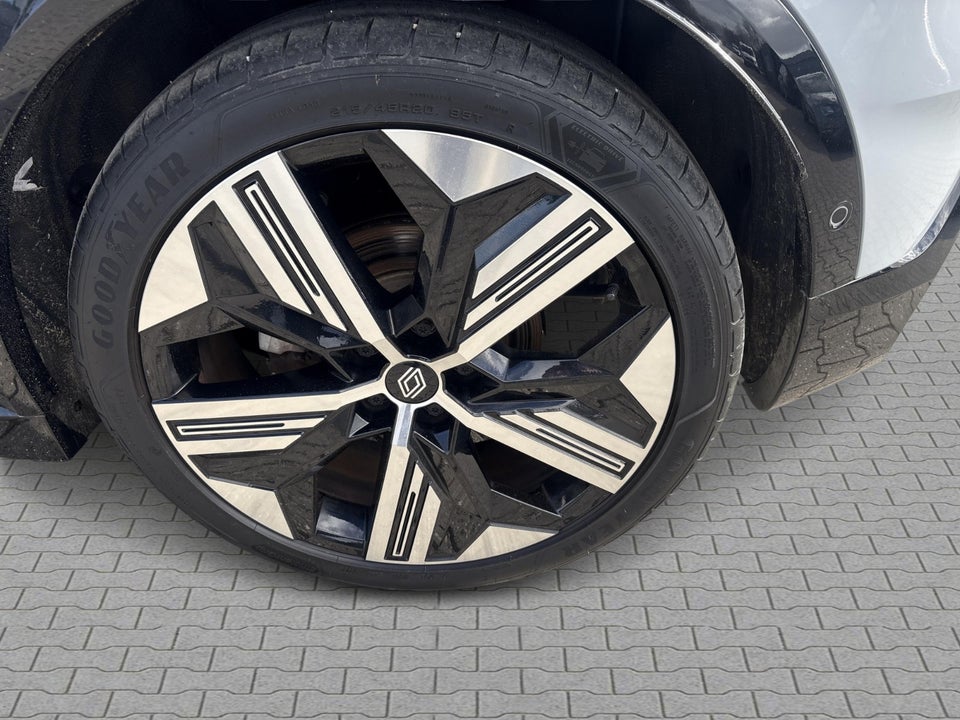 Renault Megane E-Tech 60 Techno 5d