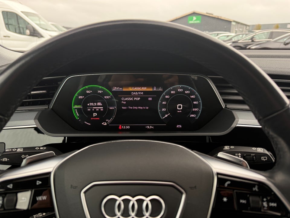 Audi e-tron 50 quattro 5d