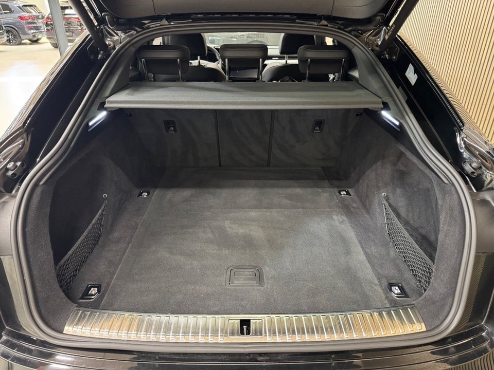 Audi e-tron 55 S-line Sportback quattro 5d