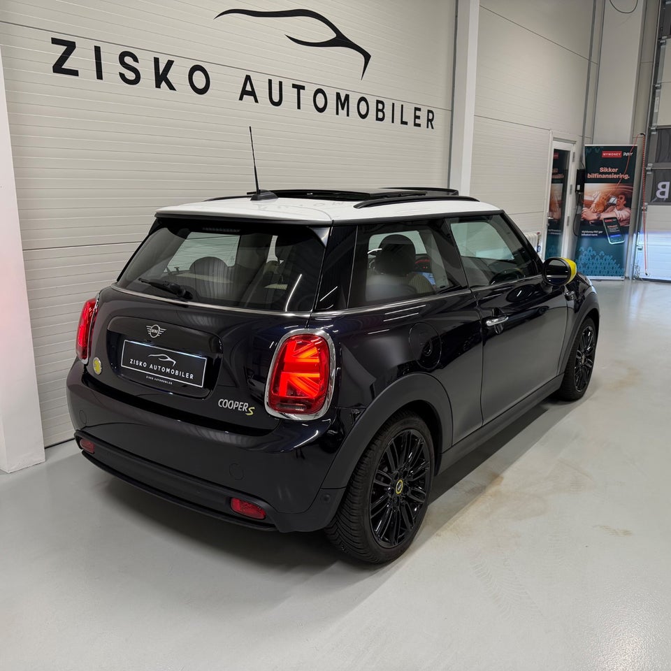MINI Cooper SE Edition Premium Plus 3d