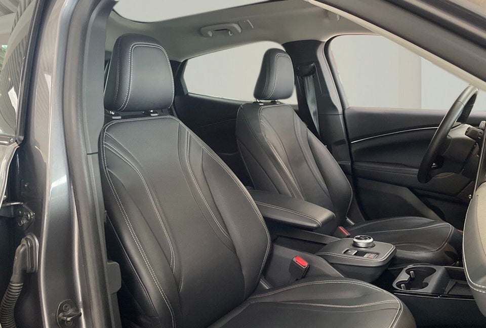 Ford Mustang Mach-E 70 Premium Standard Range 5d