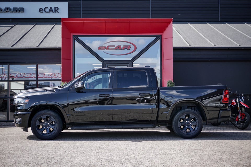 Dodge RAM 1500 3,0 Big Horn Night aut. 4d