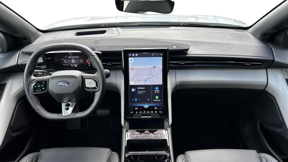 Ford Capri 82 Premium Extended Range 5d