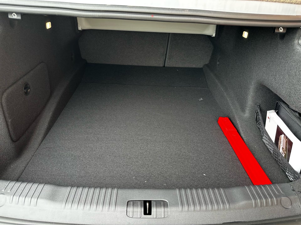 Hongqi EH7 111 Exclusive 4d