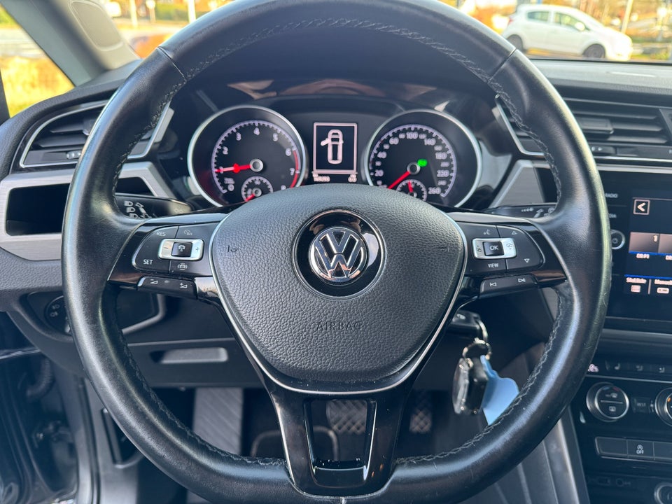 VW Touran 1,5 TSi 150 Comfortline DSG 7prs 5d