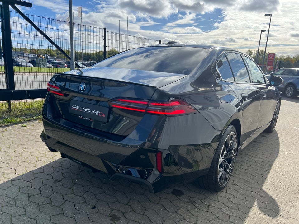 BMW i5 eDrive40 M-Sport Pro 4d