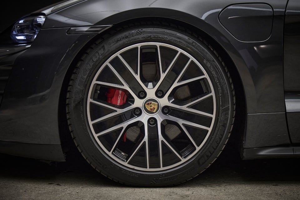 Porsche Taycan 4S Performance+ Sport Turismo 5d