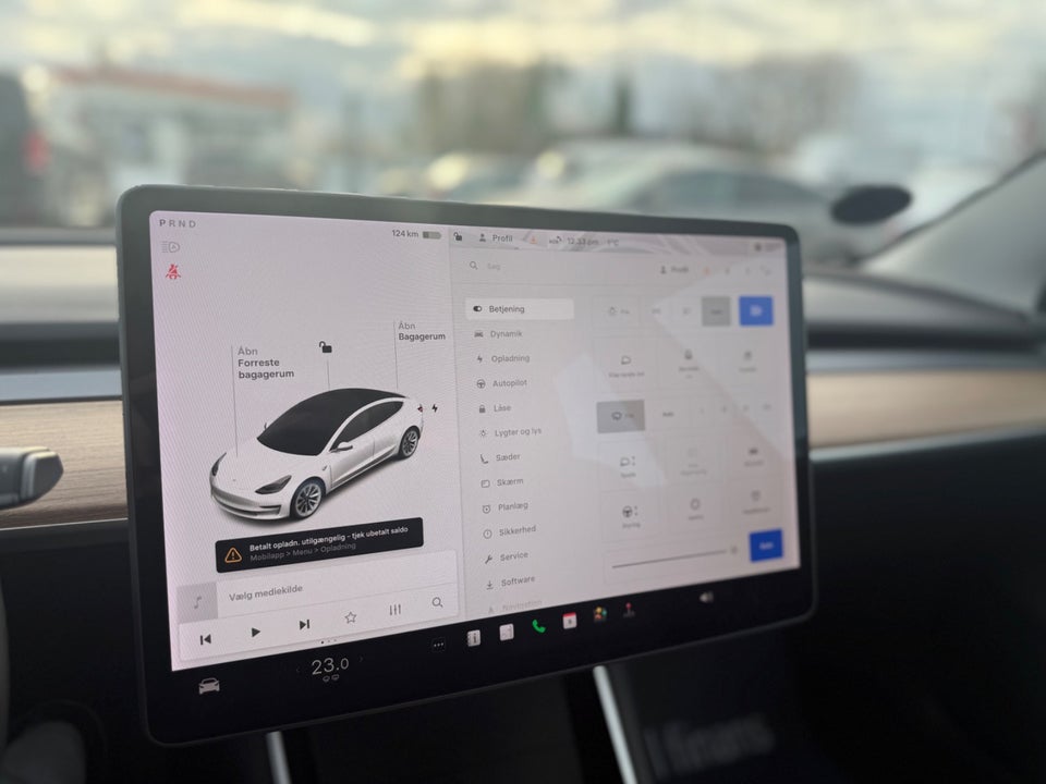 Tesla Model 3 Standard Range+ RWD 4d