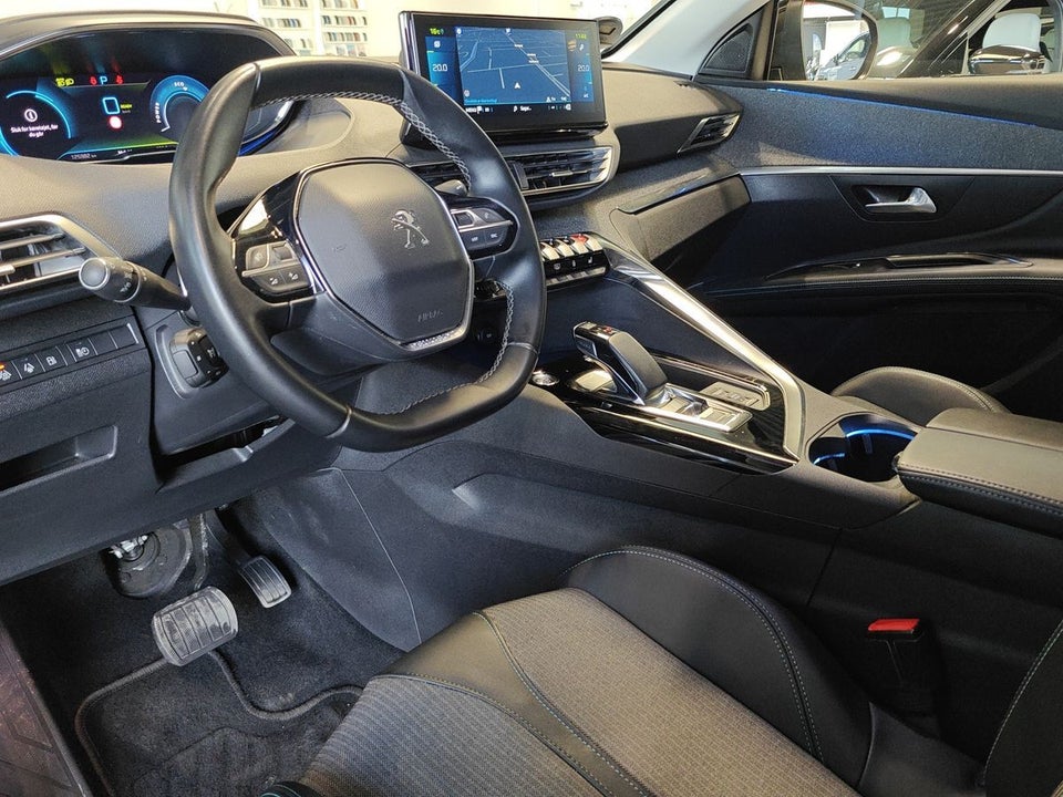 Peugeot 3008 1,6 Hybrid Allure Pack EAT8 5d