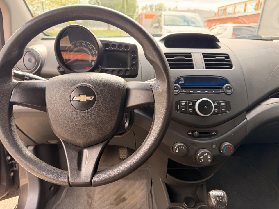 Chevrolet Spark 1,0 LS 5d