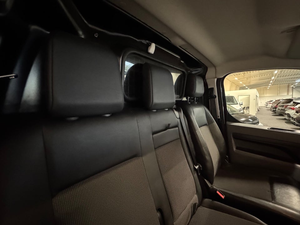 Peugeot Expert 2,0 BlueHDi 144 L3 Premium EAT8 Van