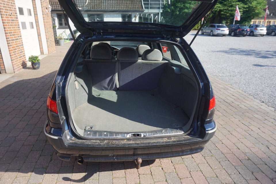 Peugeot 406 2,0 ST stc. 5d