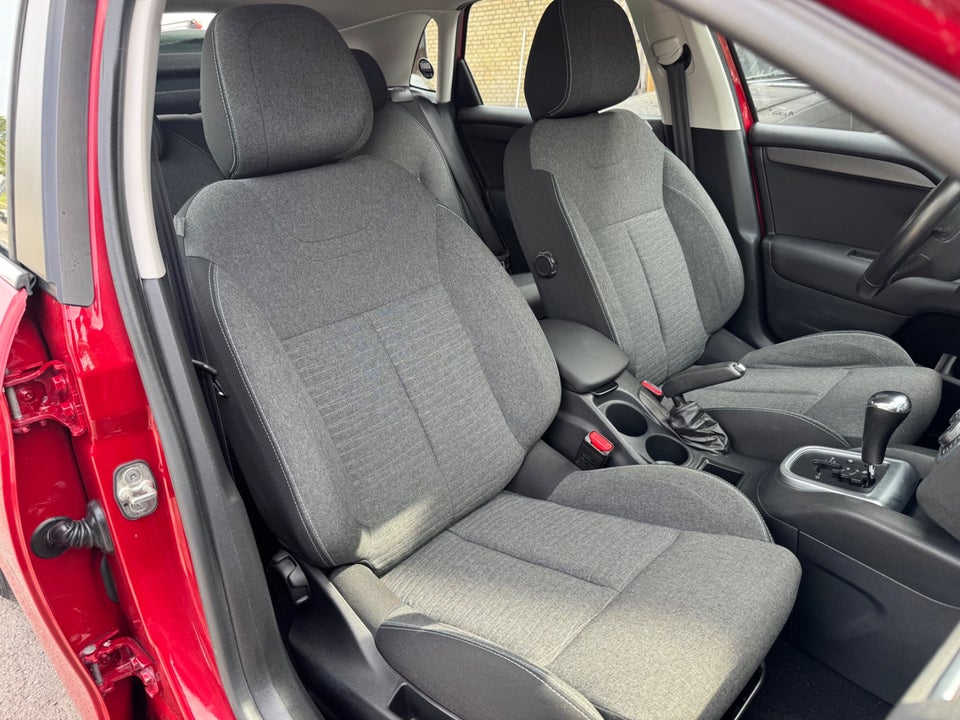 Citroën C4 1,2 PureTech 130 Feel EAT6 5d