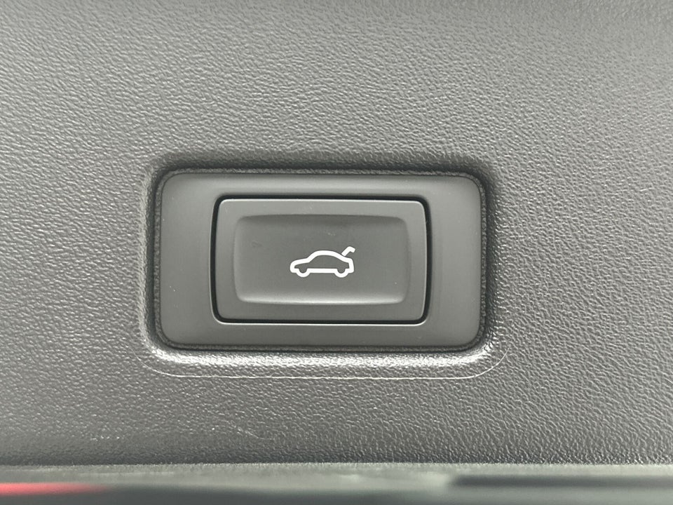 Audi Q4 e-tron 40  5d