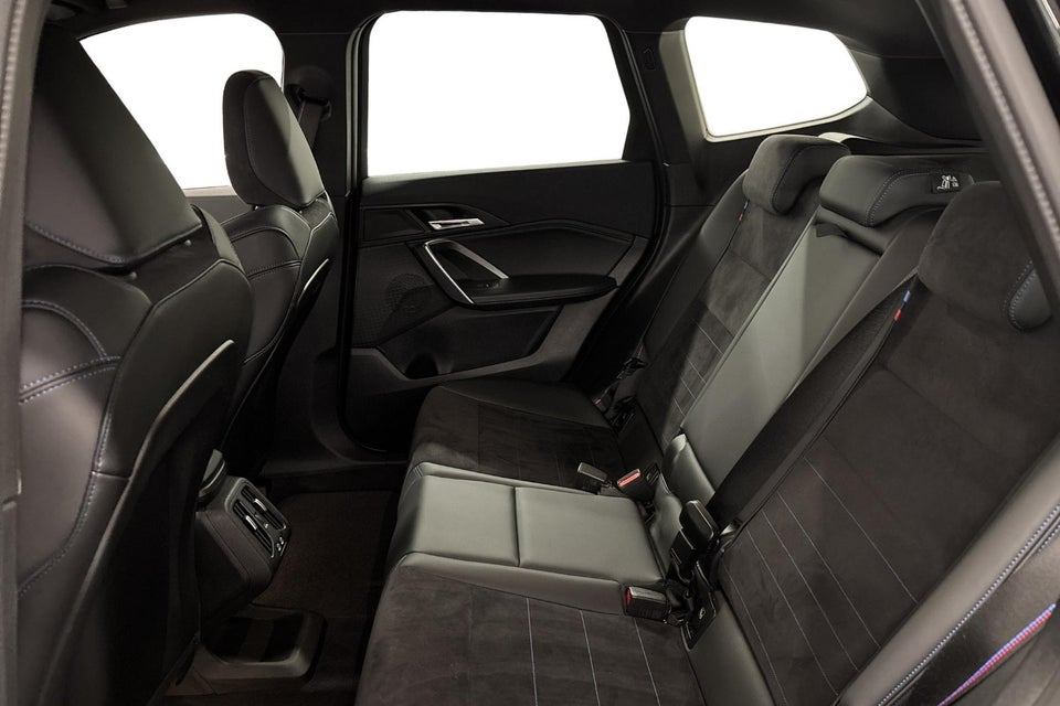 BMW iX1 eDrive20 M-Sport Pro 5d