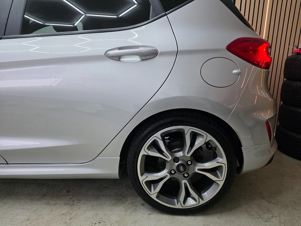 Ford Fiesta 1,0 EcoBoost ST-Line 5d