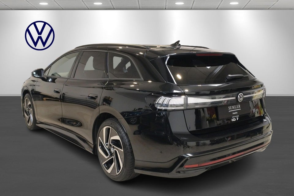 VW ID.7 77 Pro Tourer 5d