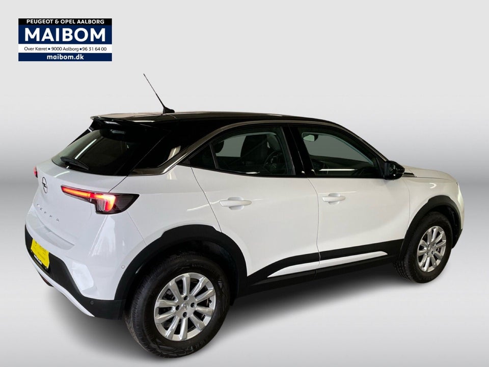 Peugeot 2008 1,2 e-THP 110 Selection Sky 5d