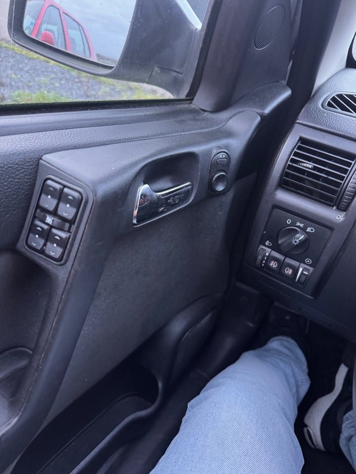 Opel Astra 1,6 16V Elegance Wagon 5d