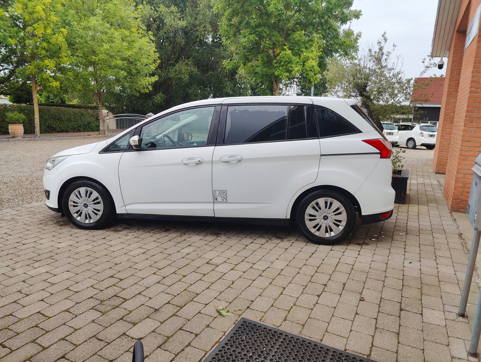 Ford Grand C-MAX 1,5 TDCi 120 Trend Van 5d