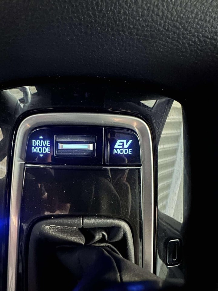 Suzuki Swace 1,8 HEV Active stc. e-CVT 5d