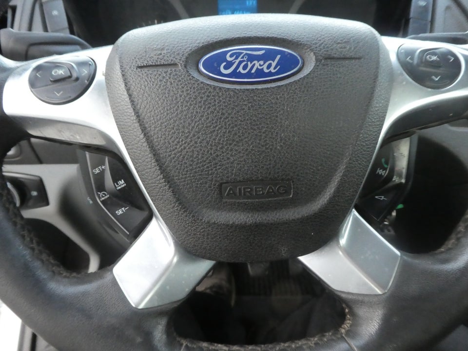 Ford Transit 350 L2 Chassis 2,2 TDCi 125 Ambiente H1 FWD 2d