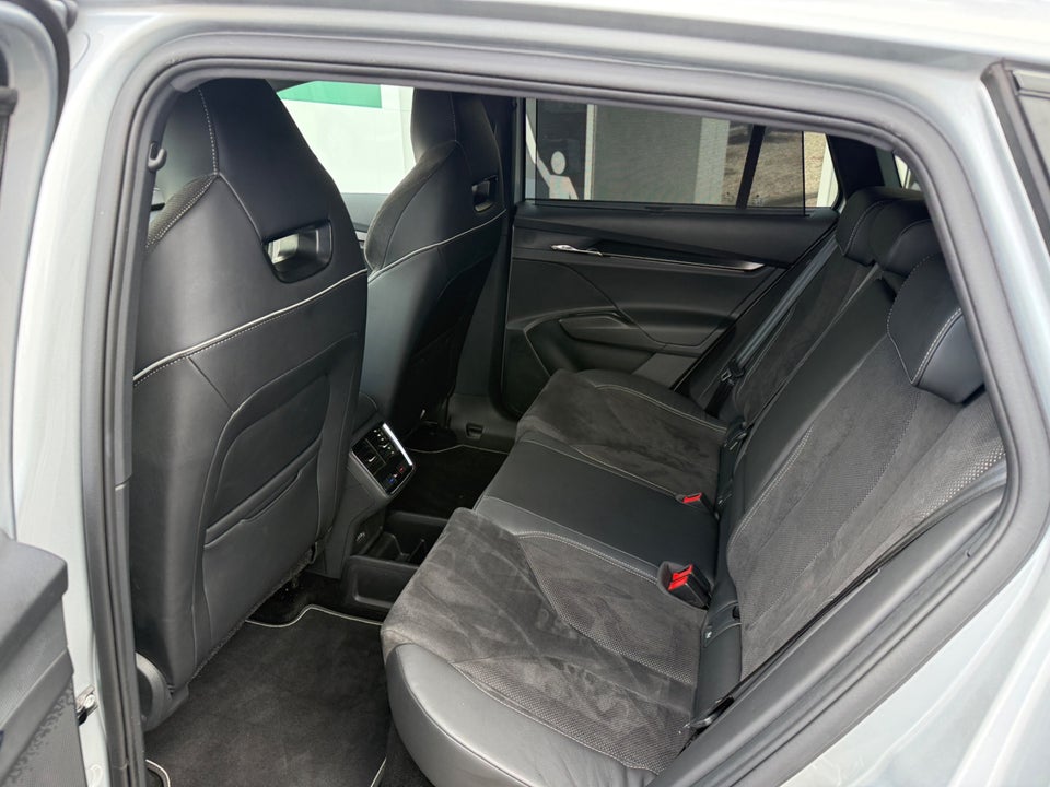 Skoda Enyaq 85 iV Sportline Advanced 5d