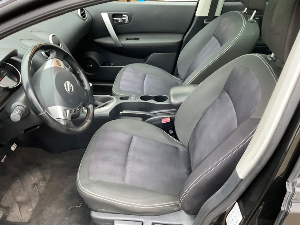 Nissan Qashqai+2 1,6 dCi Tekna 5d