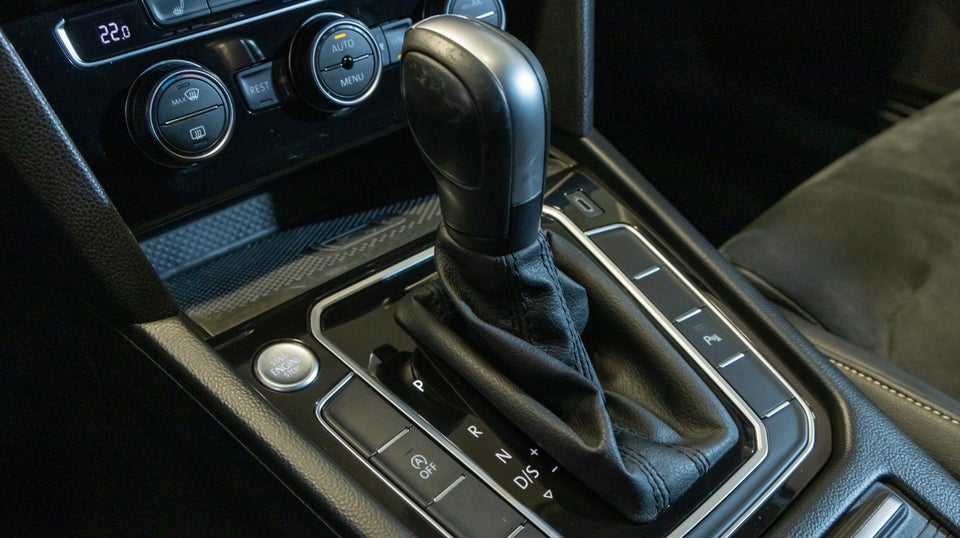 VW Passat 2,0 TDi 150 Elegance+ Variant DSG 5d