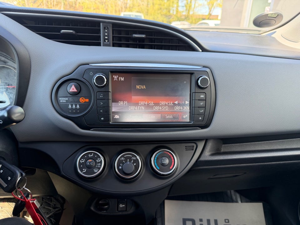 Toyota Yaris 1,3 VVT-i Lounge Edition 5d