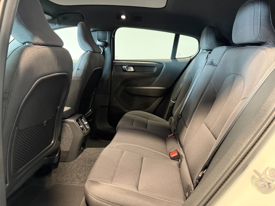 Volvo C40 ReCharge Extended Range Plus 5d
