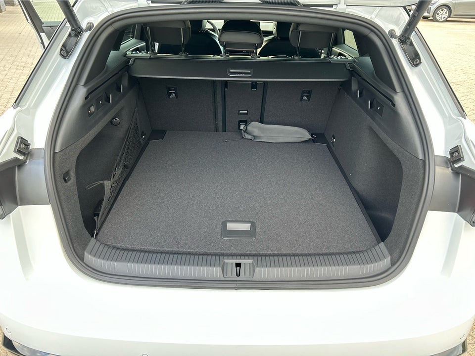 VW ID.7 86 Style S Tourer 5d