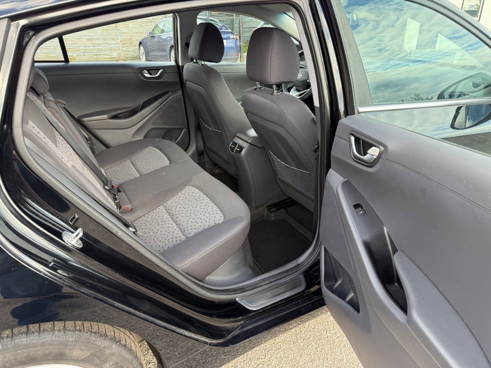 Hyundai Ioniq 1,6 PHEV Premium DCT 5d