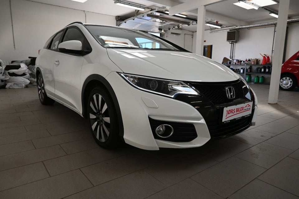 Honda Civic 1,8 i-VTEC Elegance Tourer aut. 5d