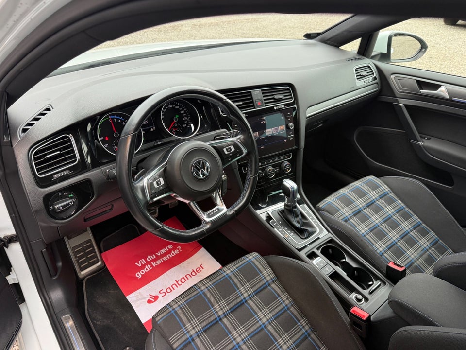 VW Golf VII 1,4 GTE DSG 5d