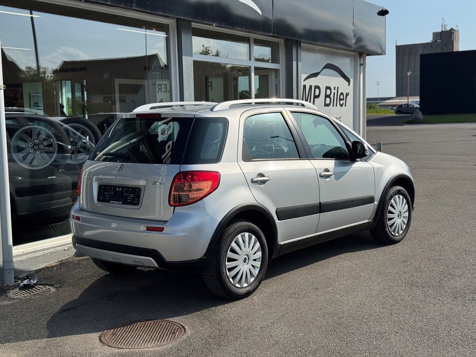 Suzuki SX4 1,6 CombiBack GLX+ 5d