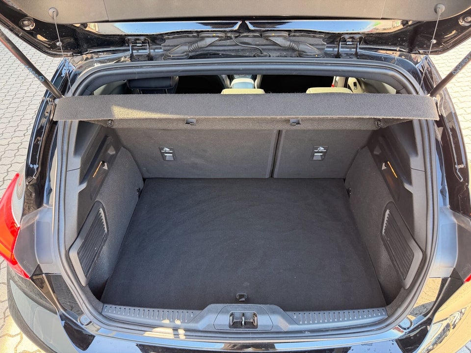 Ford Focus 1,0 EcoBoost ST-Line 5d