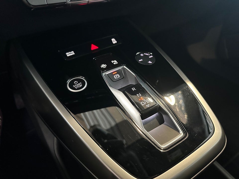 Audi Q4 e-tron 50 Attitude quattro 5d