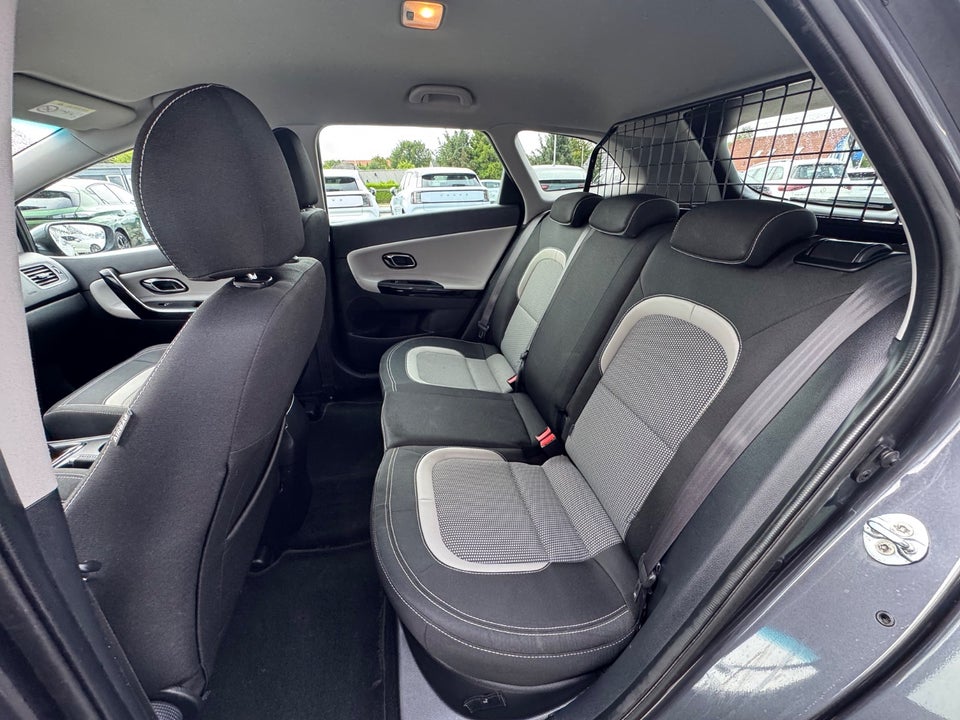 Kia Ceed 1,6 CRDi 110 Attraction SW 5d
