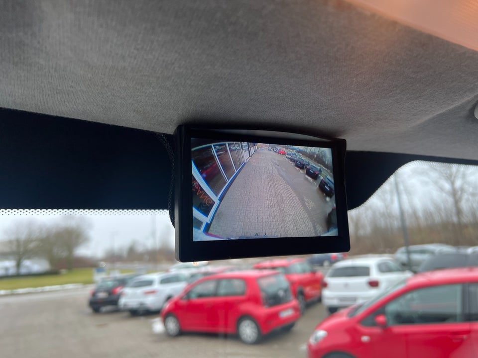 Iveco Daily 2,3 35S12 7,3m³ Van