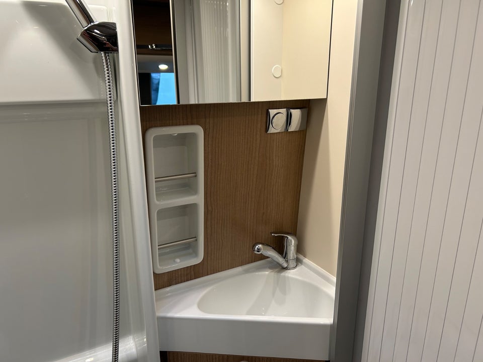 Fiat Carthago 2,2 Malibu 640 LE aut. 3d