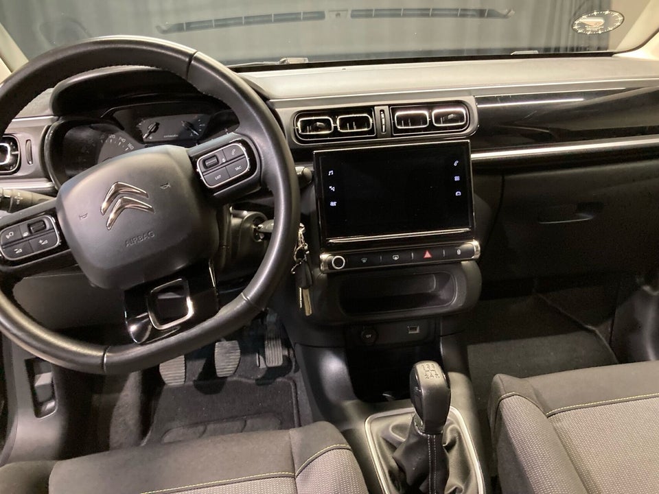 Citroën C3 1,2 PureTech 83 Shine 5d
