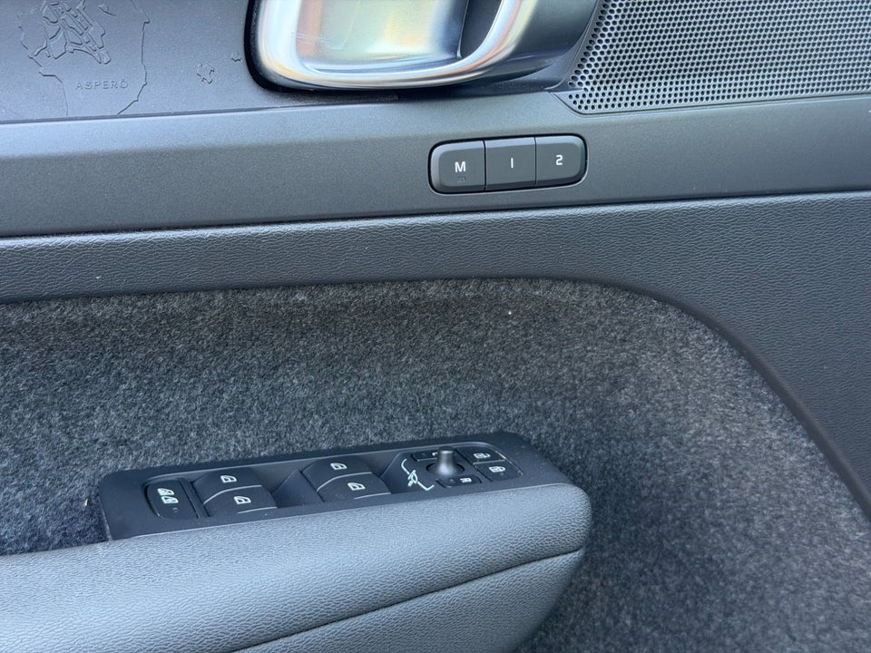 Volvo XC40 ReCharge Plus 5d