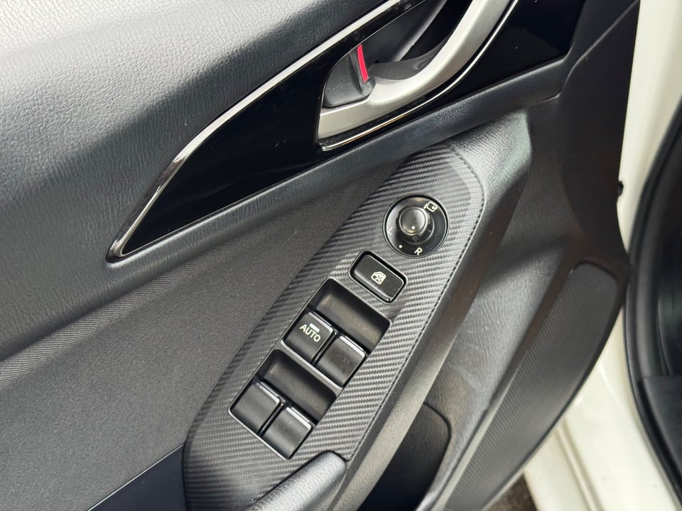 Mazda 3 2,0 SkyActiv-G 120 Vision 5d