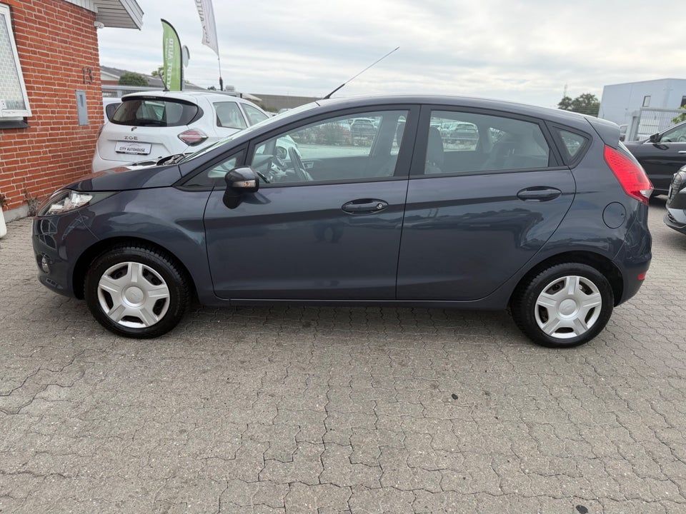 Ford Fiesta 1,25 60 Ambiente 5d