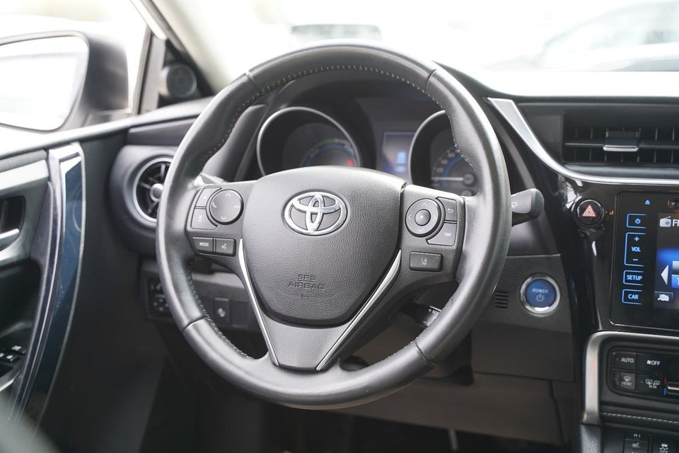 Toyota Auris 1,8 Hybrid H2 Touring Sports CVT 5d